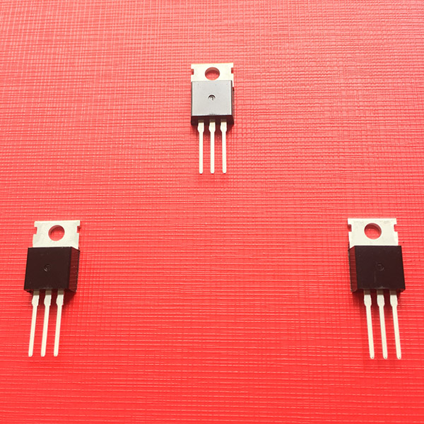 飛虹MOS管廠家分享低功耗、超高速的肖特基二極管特點(diǎn)