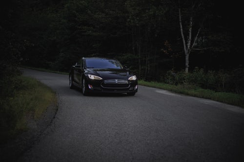 MOS管對(duì)于電動(dòng)車逆變器起到舉足輕重的作用，不容忽視！